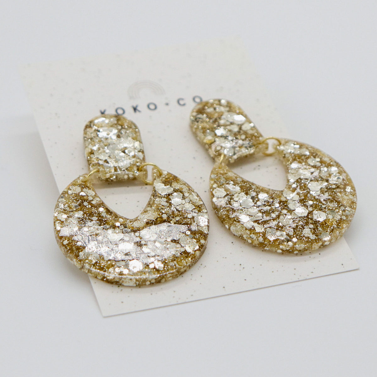 Spin You Around Sparkle Earrings in Luxury Gold