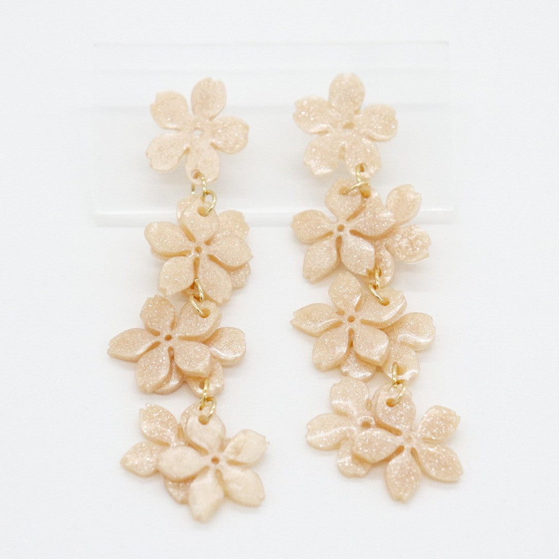Wisteria Earrings in Cream Pearl